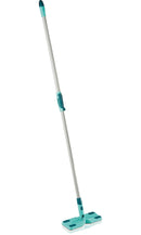 Leifheit Bodenwischer Clean & Away mit Click System zur Trockenreinigung mit Staubtüchern, Wischmopp mit 1,3 m Teleskopstiel, Wischer mit 360°-Gelenk, Staubwischer mit Tucheklemmen